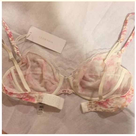 Nina Ricci bra - Picture 3 of 7